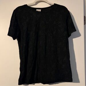 3/$17 Daisy Rae marbled shirt